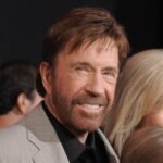 chuck norris twin brother